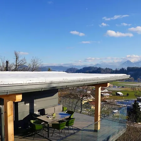 Modernes Mit Panoramablick *