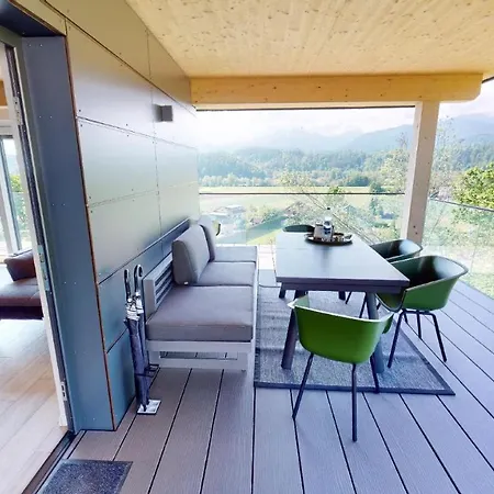 Modernes Mit Panoramablick *