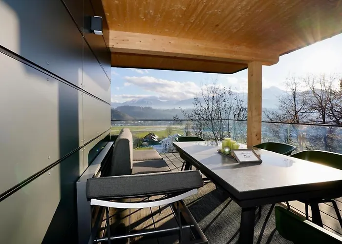 Modernes Mit Panoramablick Dom wakacyjny *