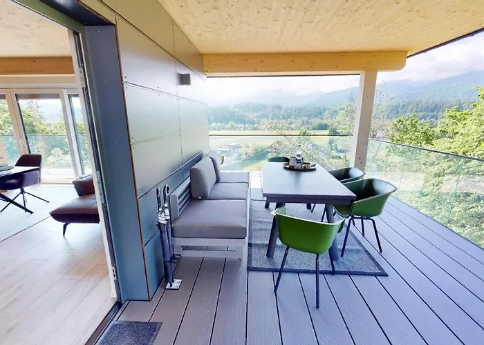 Modernes Mit Panoramablick *