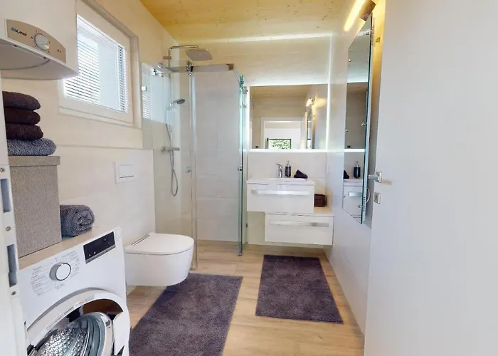 Modernes Mit Panoramablick Dom wakacyjny