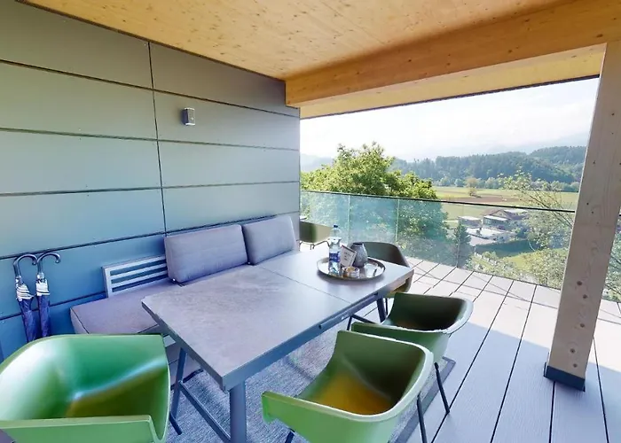 Modernes Mit Panoramablick * Rosegg